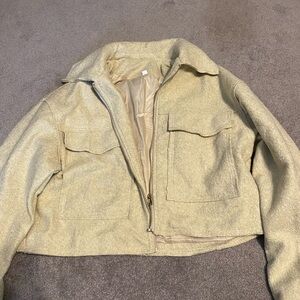Amazon Cream Pullover Jacket Modern Cropped Design